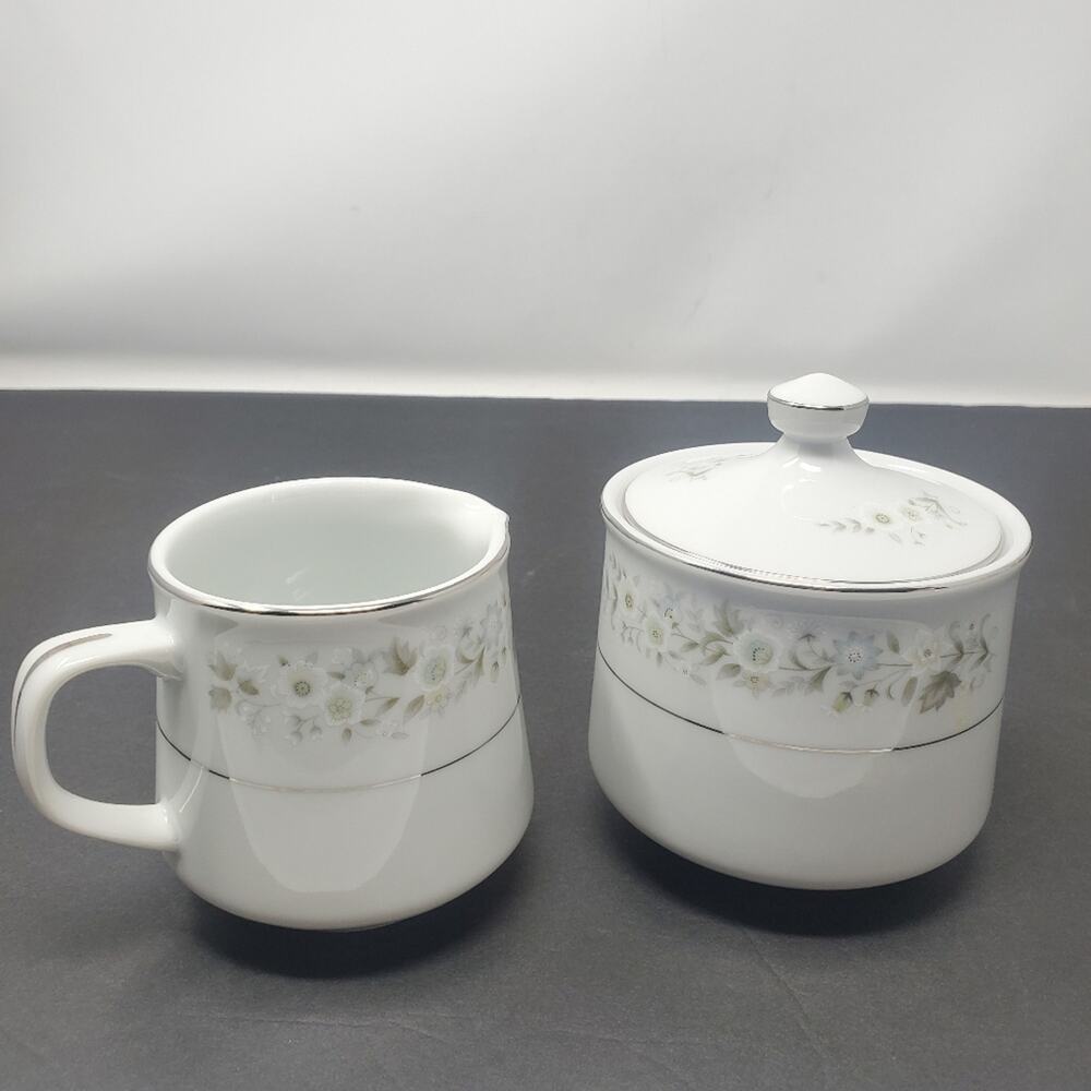 Imperial China 745 Wild Flower Cream and sugar set in Box